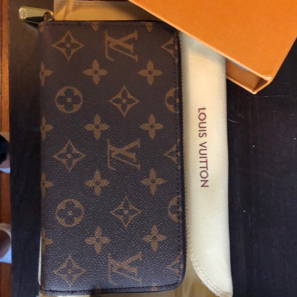Designer inspired wallet
